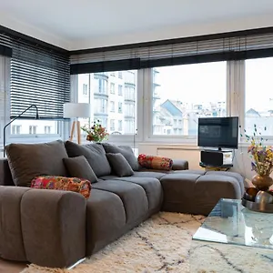 Modern Luxury With Free Parking Space In The Center, Close To The Appartement